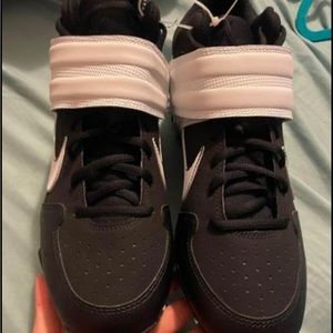 NIKE MEN'S SIZE 12 ALPHA HUARACHE